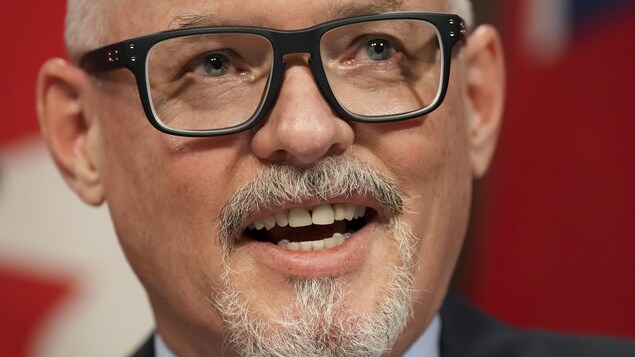 Le médecin en chef de l’Ontario réclame un calendrier national de vaccination