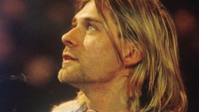 Kurt Cobain lors du concert MTV Unplugged.