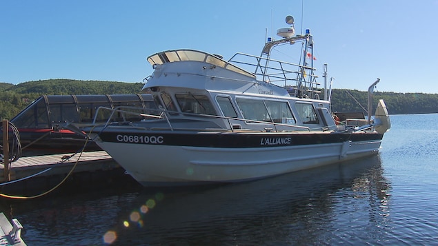 Le bateau L'Alliance permet aux chercheurs de Parcs Canada d'effectuer des travaux dans le parc marin du Saguenay-Saint-Laurent Le bateau L'Alliance permet aux chercheurs de Parcs Canada d'effectuer des travaux dans le parc marin du Saguenay-Saint-Laurent