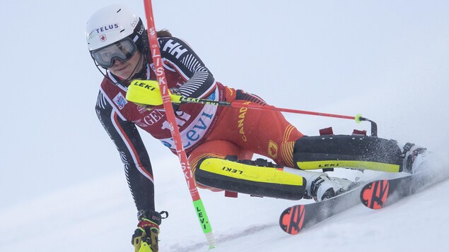 Laurence St-Germain lors du slalom de la Coupe du monde de Levi en Finlande