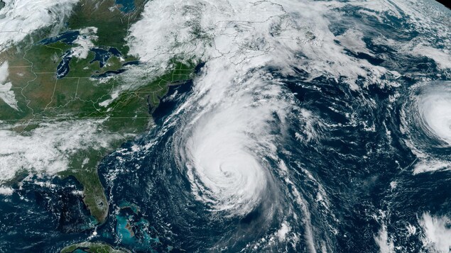صورة بالأقمار الصناعية لإعصار ’’لي‘‘.