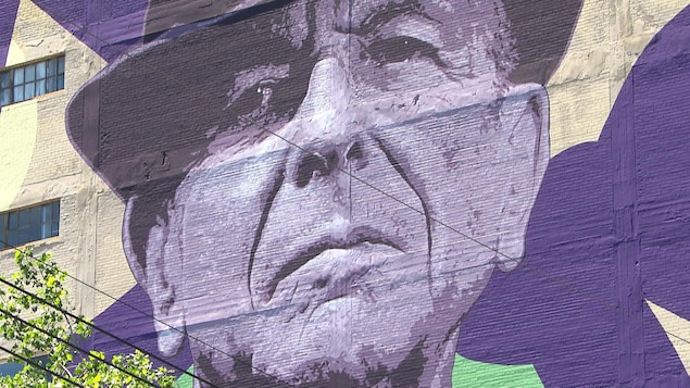 La murale de Leonard Cohen par Kevin Ledo