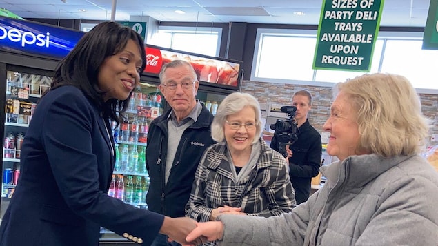 Candidate à la direction du Parti conservateur, Leslyn Lewis visite le Nouveau-Brunswick