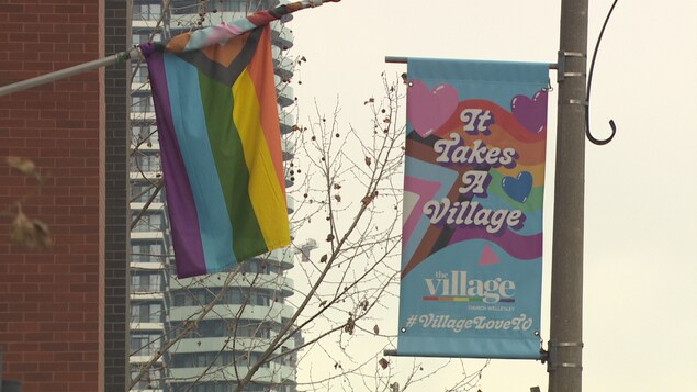 Des Ukrainiens LGBTQ exhortent les Canadiens à les accueillir chez eux