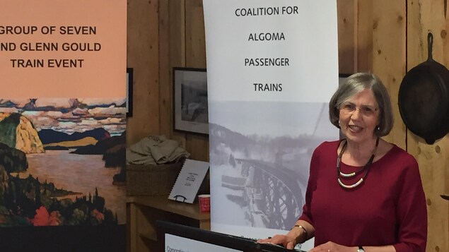 Linda Savory-Gordon, membre du conseil d'administration du Réseau ferroviaire du Nord et de l'Est de l'Ontario. Linda Savory-Gordon, membre du conseil d'administration du Réseau ferroviaire du Nord et de l'Est de l'Ontario.