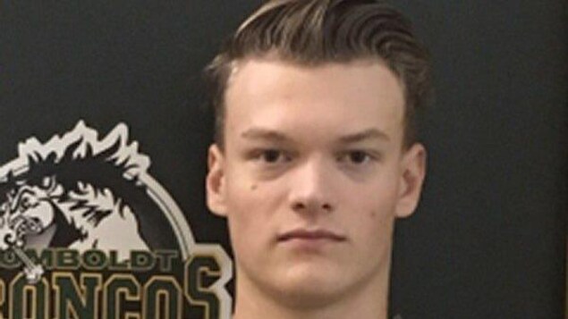 Logan Hunter était un jeune ailier droit pour la formation des Broncos de Humboldt. Logan Hunter était un jeune ailier droit pour la formation des Broncos de Humboldt.