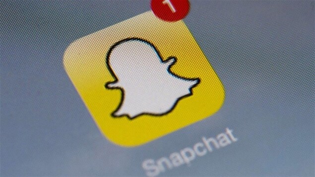 Icône de l'application Snapchat sur l'écran d'un cellulaire