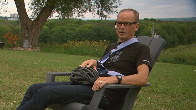 Louis Garneau a reçu son congé de l'hôpital. Louis Garneau a reçu son congé de l'hôpital.