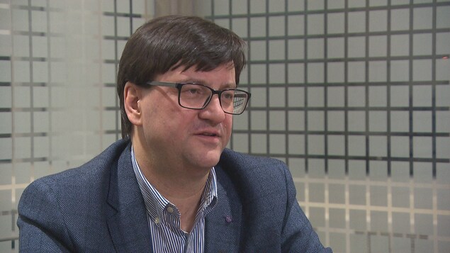 Louis Léger en entrevue. Louis Léger en entrevue.