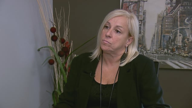 Louise Gagnon a accordé une entrevue à Radio-Canada après qu’un membre de La Meute eut été expulsé du centre commercial Fleur de Lys. Louise Gagnon a accordé une entrevue à Radio-Canada après qu’un membre de La Meute eut été expulsé du centre commercial Fleur de Lys.