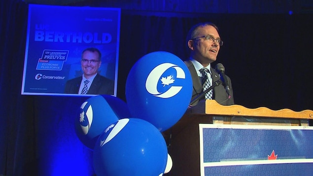 Luc Berthold, député conservateur de Mégantic-L'Érable Luc Berthold, député conservateur de Mégantic-L'Érable