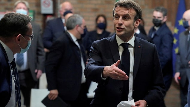 Les deux habits d’Emmanuel Macron