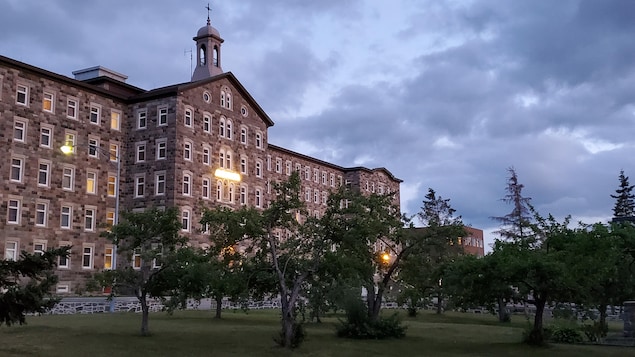 Le couvent des Sœurs du Saint-Rosaire cité patrimonial par la Ville de Rimouski