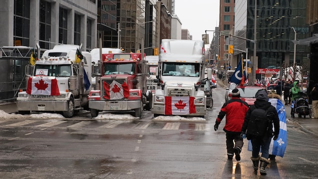 Déplacer les camions du centre-ville est « presque impossible », disent des experts