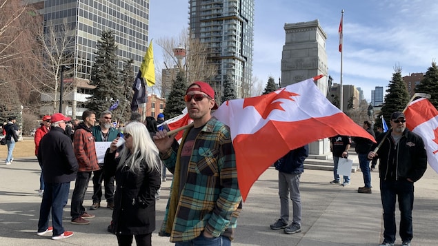 Des arrestations lors de la manifestation hebdomadaire à Calgary