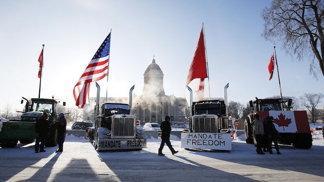 À Winnipeg, la manifestation de camionneurs se déplace au parc Memorial