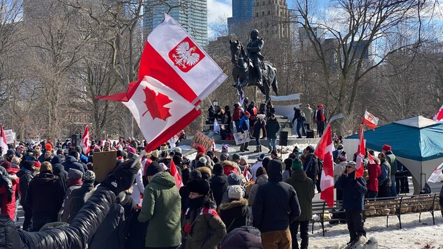 Un deuxième samedi de manifestation plus calme à Toronto