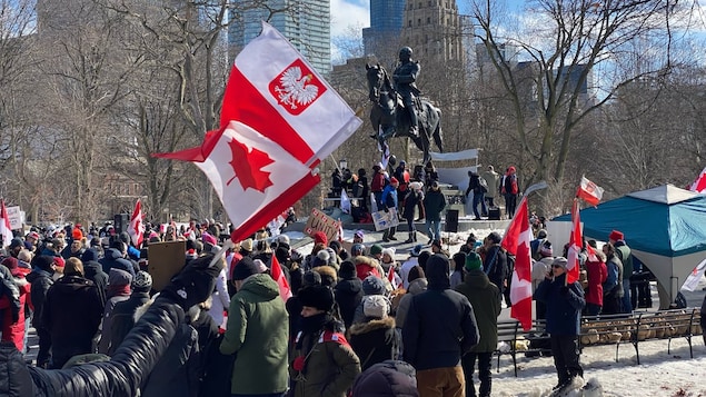 Un deuxième samedi de manifestation plus calme à Toronto