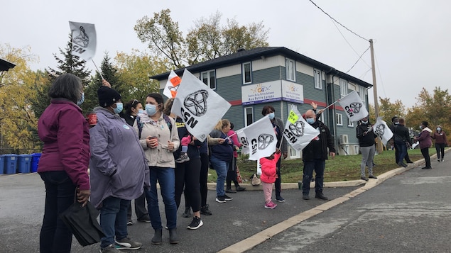 Les CPE entament la grève en Outaouais