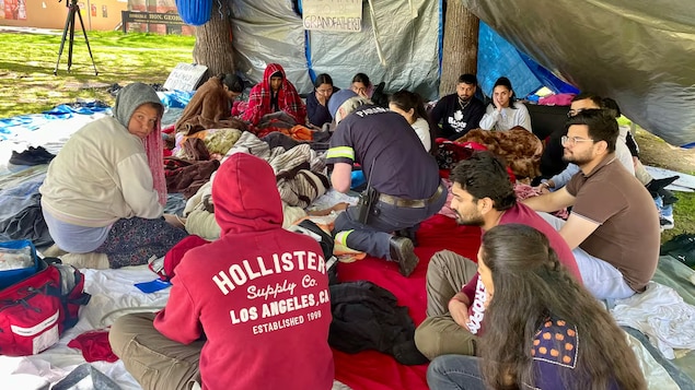 Trabajadores migrantes en huelga de hambre y sed.