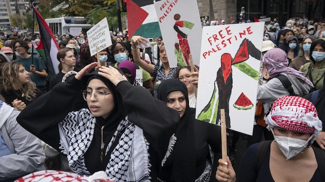 لقطة من التظاهرات الطلابية التي جرت امس في مونترايل تضامناً مع الفلسطينيين.