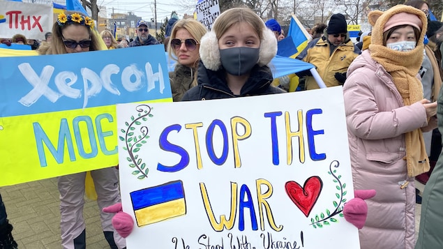 200 personnes venues soutenir l’Ukraine dans un rassemblement à Saskatoon