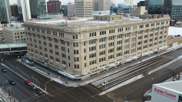 L’ancien magasin de La Baie sera transformé en logements abordables