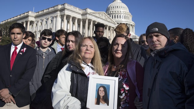 Adolescents, étudiants, adultes et politiciens participeront samedi à la «March for Our Lives» pour réclamer un meilleure contrôle des armes à feu.