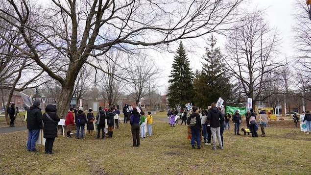 La marche pour le climat à Ottawa n’a attiré que quelques militants