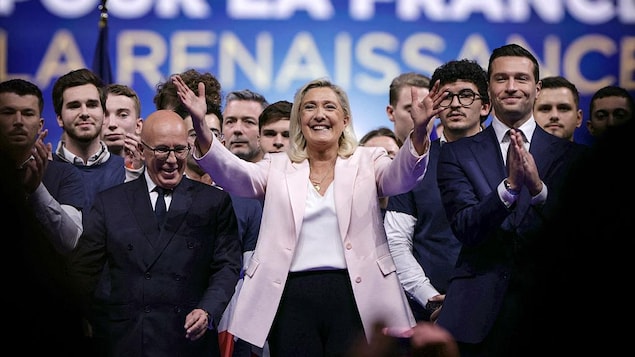 France : Marine Le Pen lance sa campagne en promettant une « renaissance »