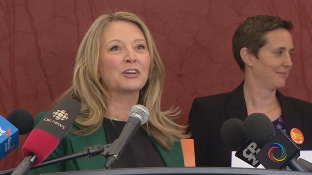 Marit Stiles, 1re candidate à la chefferie du NPD en Ontario