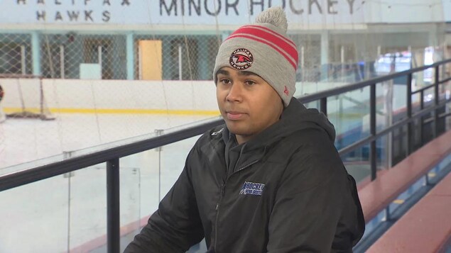 Racisme : Hockey Île-du-Prince-Édouard maintient la suspension de cinq joueurs