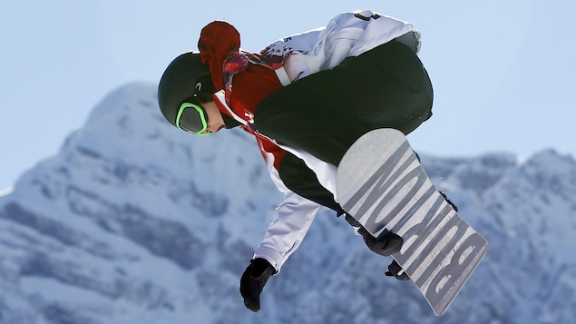 Le planchiste canadien Mark McMorris espère participer aux Jeux olympiques de 2018 en Corée du Sud. Le planchiste canadien Mark McMorris espère participer aux Jeux olympiques de 2018 en Corée du Sud.