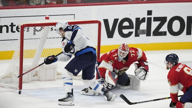 Mark Scheifele donne la victoire aux Jets en prolongation contre les Panthers