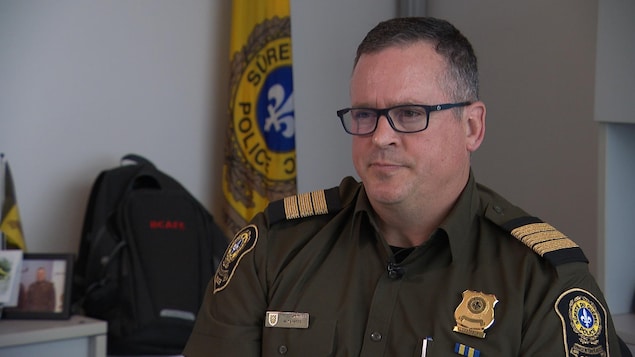 L'inspecteur Martin Pichette de la SQ est le contrôleur des armes à feu au Québec.