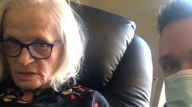 Une Winnipégoise déclarée morte deux fois par Revenu Canada est pourtant bien vivante