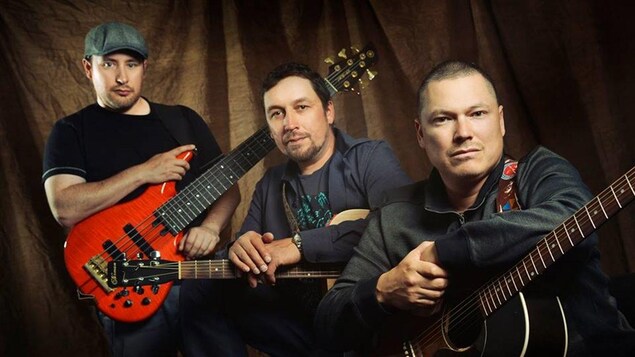 Le groupe de Maliotenam Maten Le groupe de Maliotenam Maten