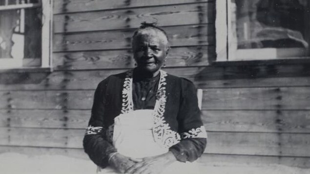 Mattie Mayes.
