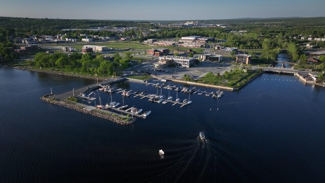 Mégantic : tournée vers le soleil