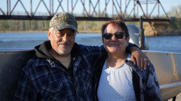 Mervin Petit et Darlene Petit à Buffalo Narrows, en Saskatchewan, en juin 2026.