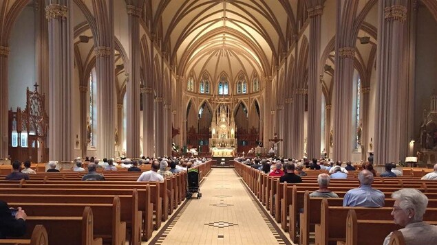 Messe commémorative à la cathédrale pour souligner le 400e anniversaire de la toute première messe célébrée à Trois-Rivières.