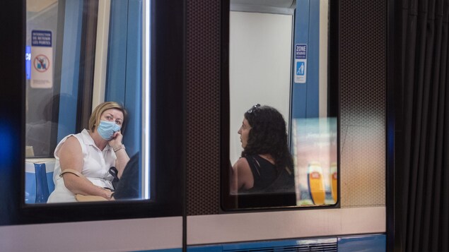 COVID-19 : 15 décès supplémentaires, des hospitalisations en baisse au Québec