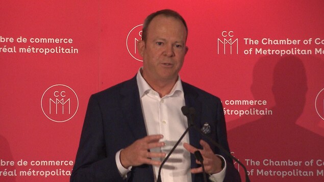 Michel Bissonnette, vice-président principal de Radio-Canada, lors d'une allocution devant la Chambre de commerce du Montréal métropolitain, le 14 mars 2018. Michel Bissonnette, vice-président principal de Radio-Canada, lors d'une allocution devant la Chambre de commerce du Montréal métropolitain, le 14 mars 2018.