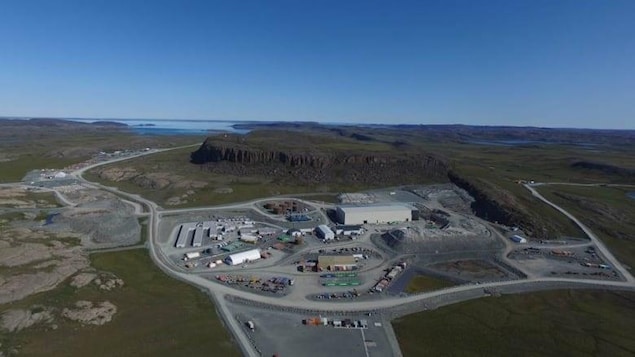 Une vue aérienne de la mine d'or Doris North, au Nunavut.