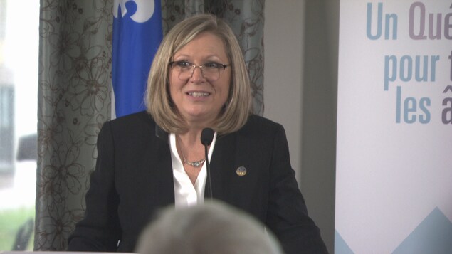 Francine Charbonneau, la ministre responsable des aînés Francine Charbonneau, la ministre responsable des aînés