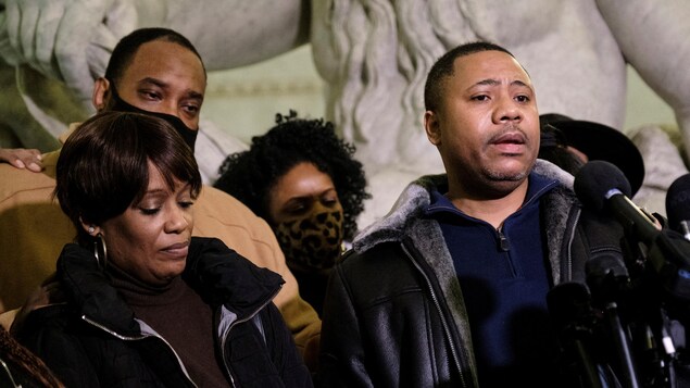 À Minneapolis, les parents d’un Afro-Américain tué par la police réclament justice