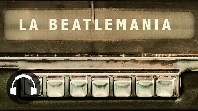 Une radio d'une vieille voiture avec la légende « La Beatlemania ».