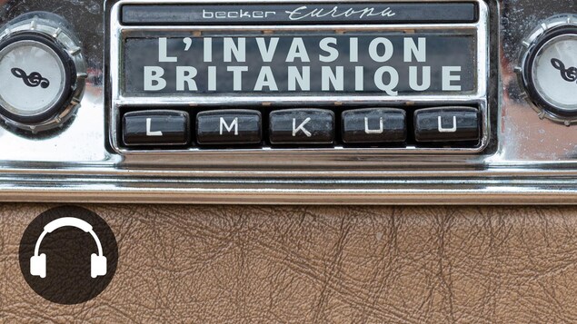 Une radio d'une vieille voiture avec la légende « l'invasion britannique ».