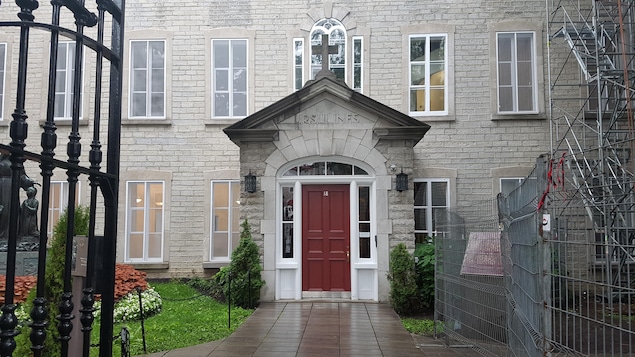 Le monastère des Ursulines de Québec Le monastère des Ursulines de Québec