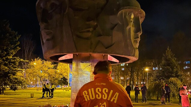 Se libérer du passé, un monument soviétique à la fois